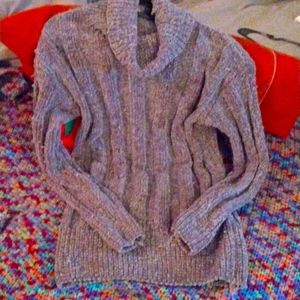 Women's sweater